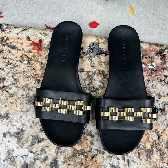 Veronica Beard ENI black Chain-Trimmed Leather Slides Gold hardware size 7 - Picture 2 of 14